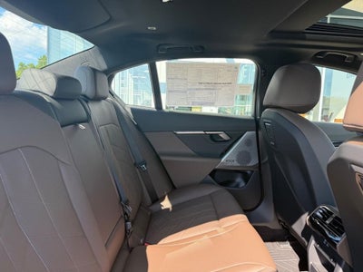2027 BMW 530i 530i xDrive