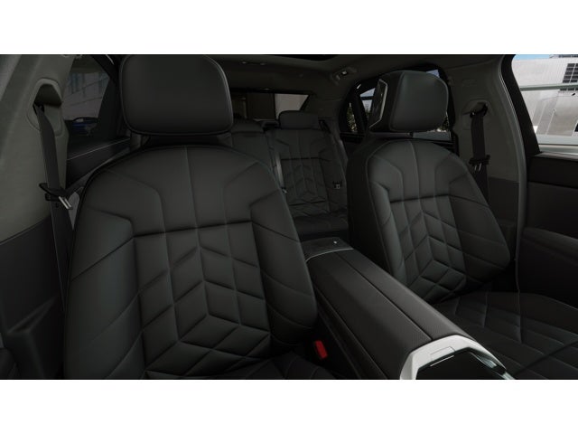 2027 BMW 740i Base