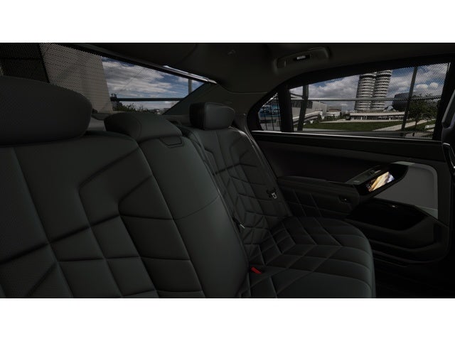 2027 BMW 740i Base
