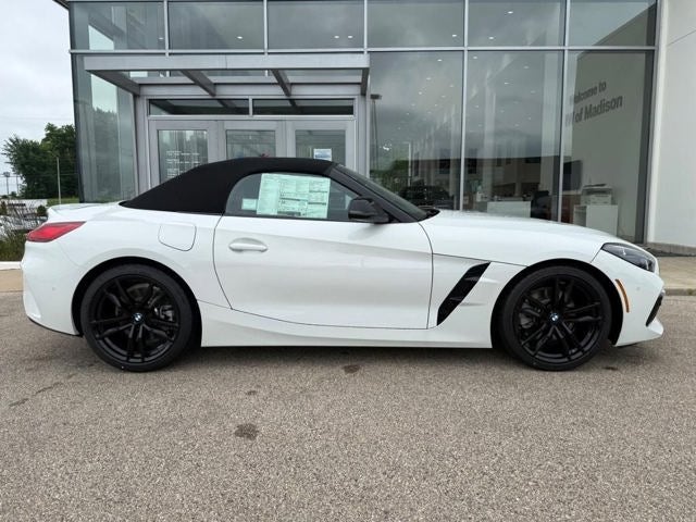 2026 BMW Z4 sDrive30i