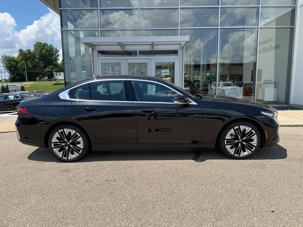 2027 BMW i5 xDrive40