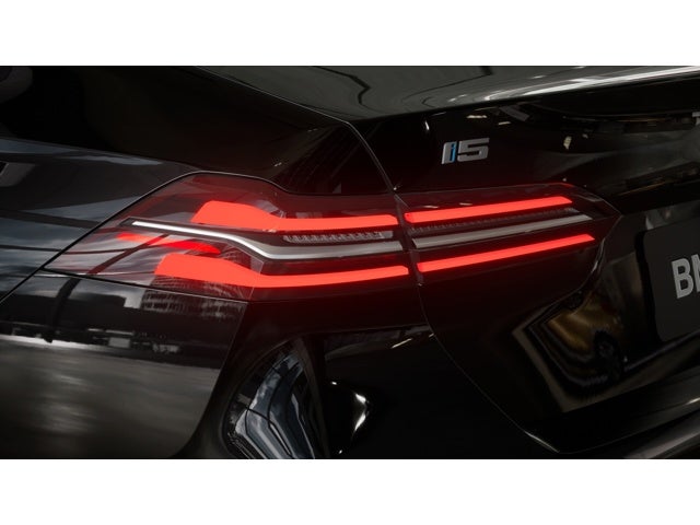 2027 BMW i5 xDrive40
