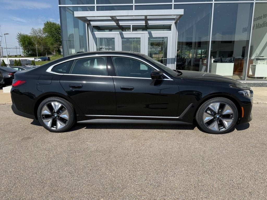 2026 BMW i4 xDrive40