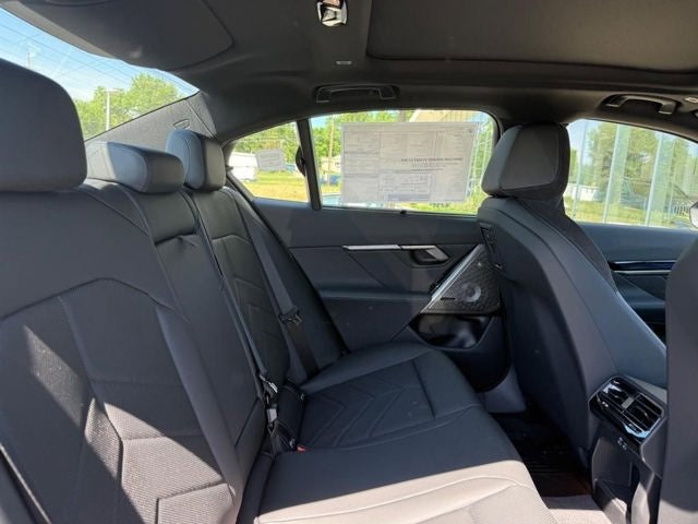 2026 BMW i5 M60