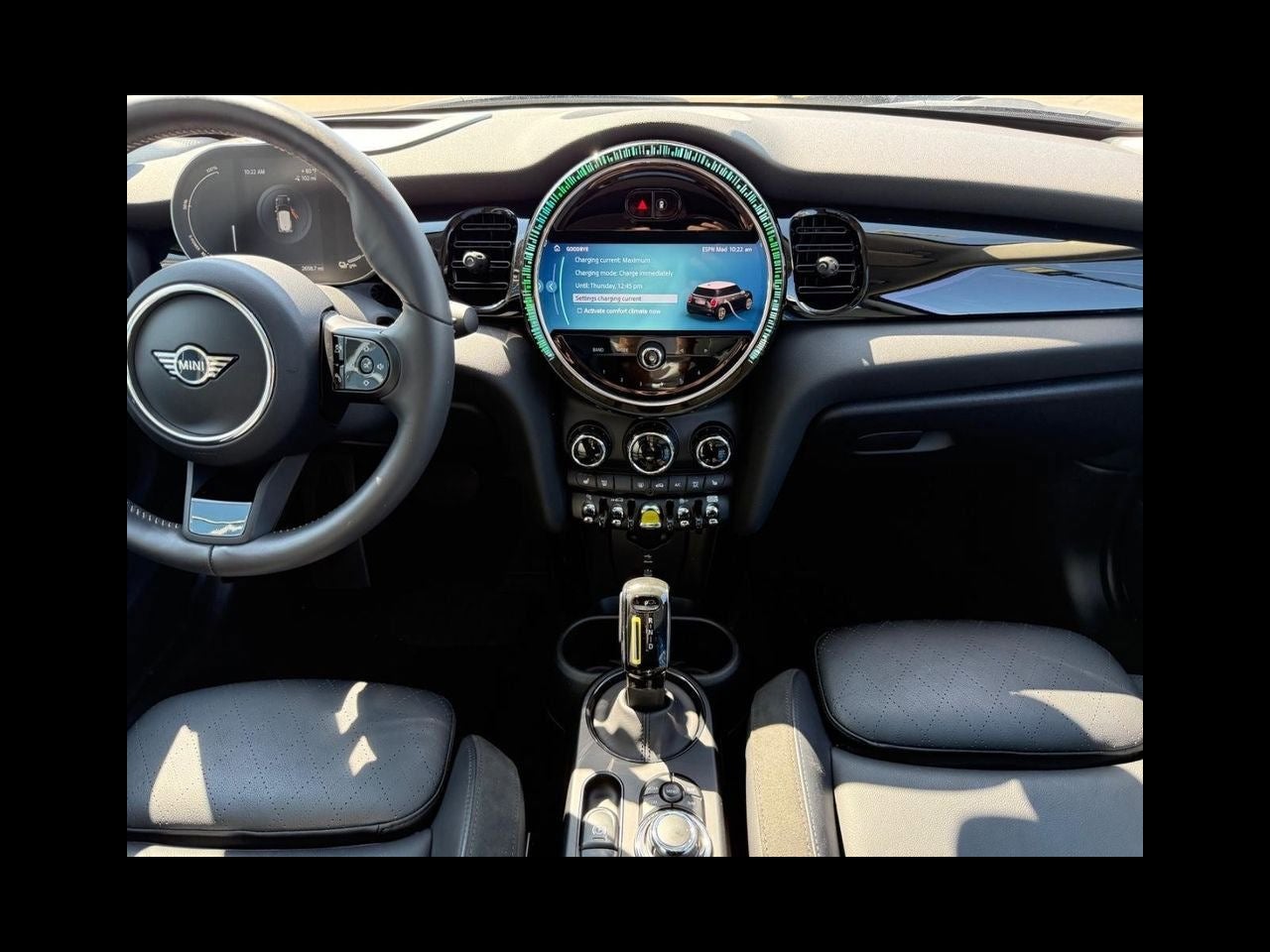 2024 MINI HARDTOP 2 DOOR Iconic