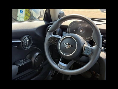 2024 MINI HARDTOP 2 DOOR Iconic