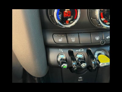 2024 MINI HARDTOP 2 DOOR Iconic