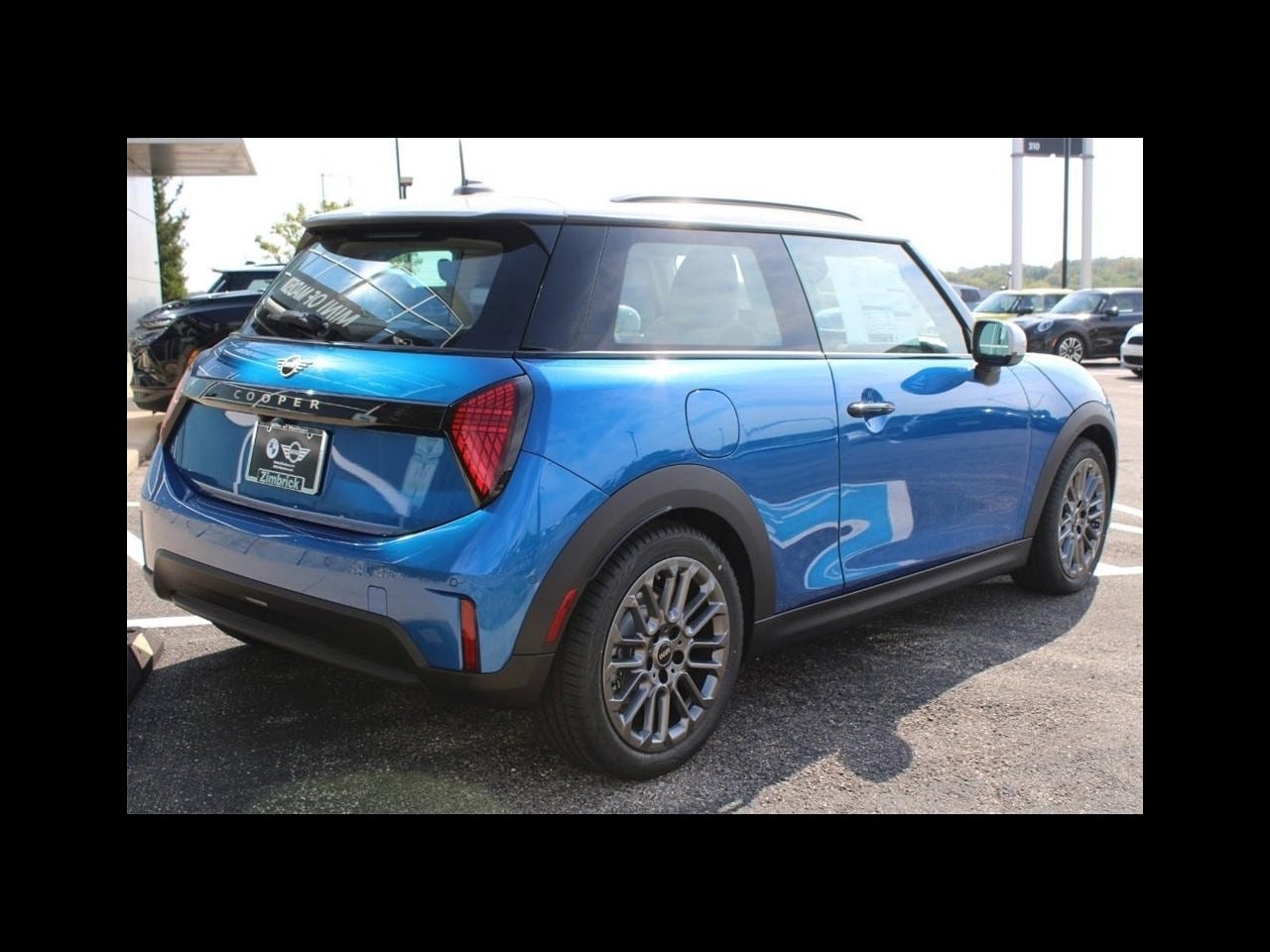 2025 MINI Hardtop 2 Door Cooper