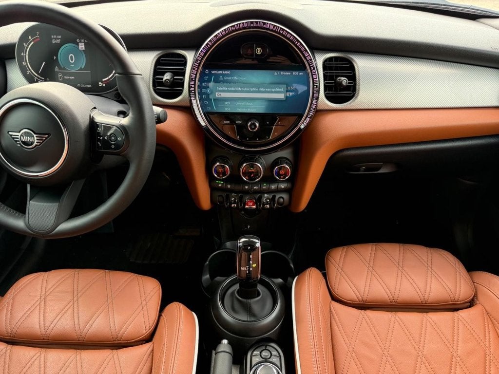 2024 MINI CONVERTIBLE Base