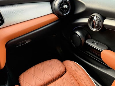2024 MINI CONVERTIBLE Base