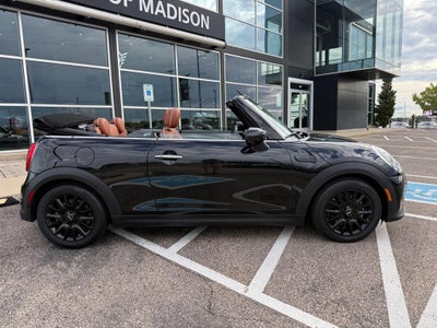 2024 MINI CONVERTIBLE Base