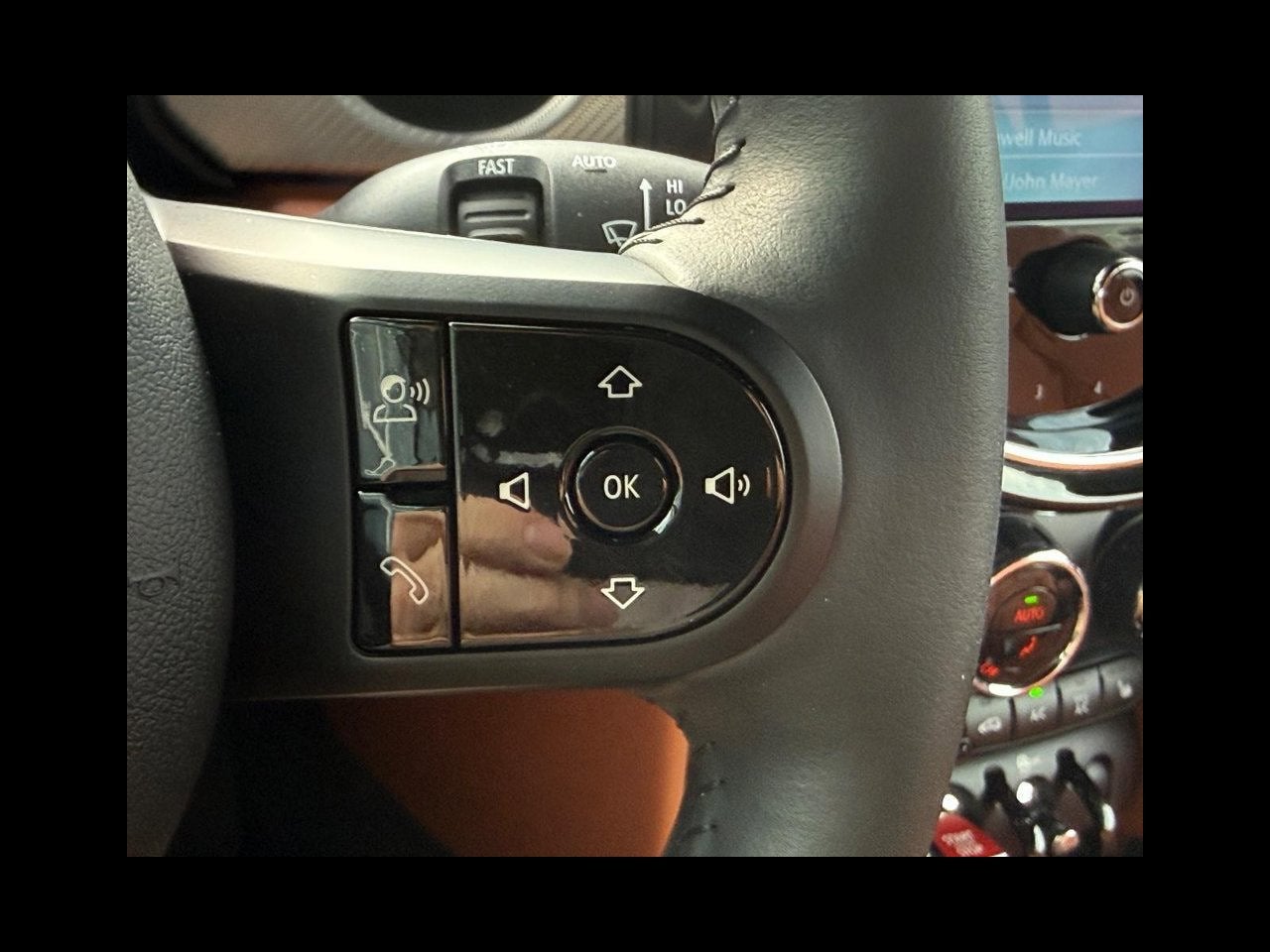 2024 MINI CONVERTIBLE Base