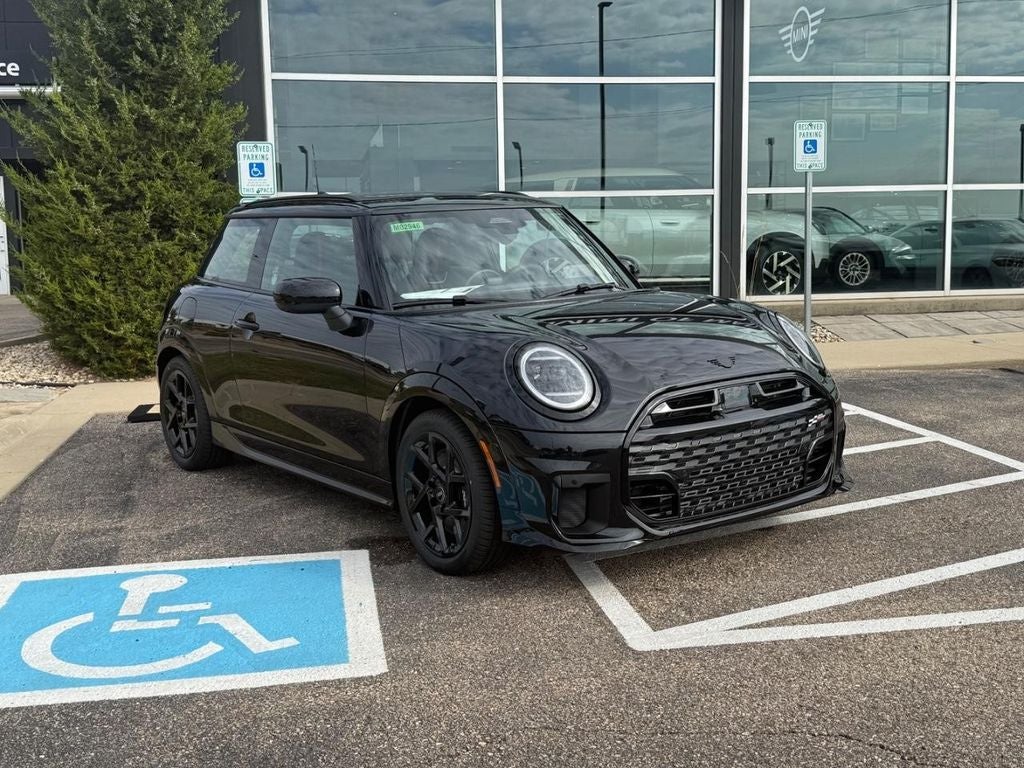 2026 MINI 2 DOOR ICONIC