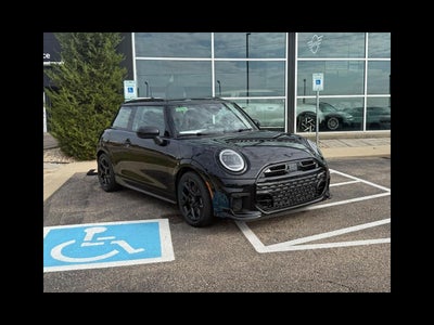 2026 MINI 2 DOOR ICONIC
