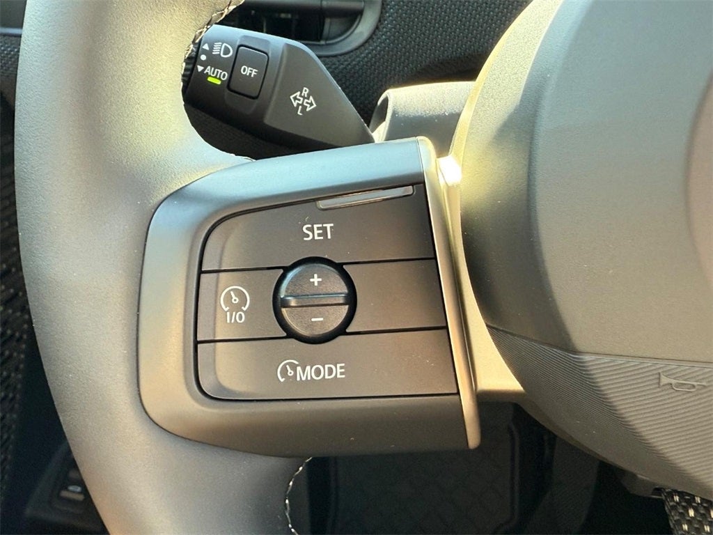 2025 MINI HARDTOP 2 DOOR ICONIC