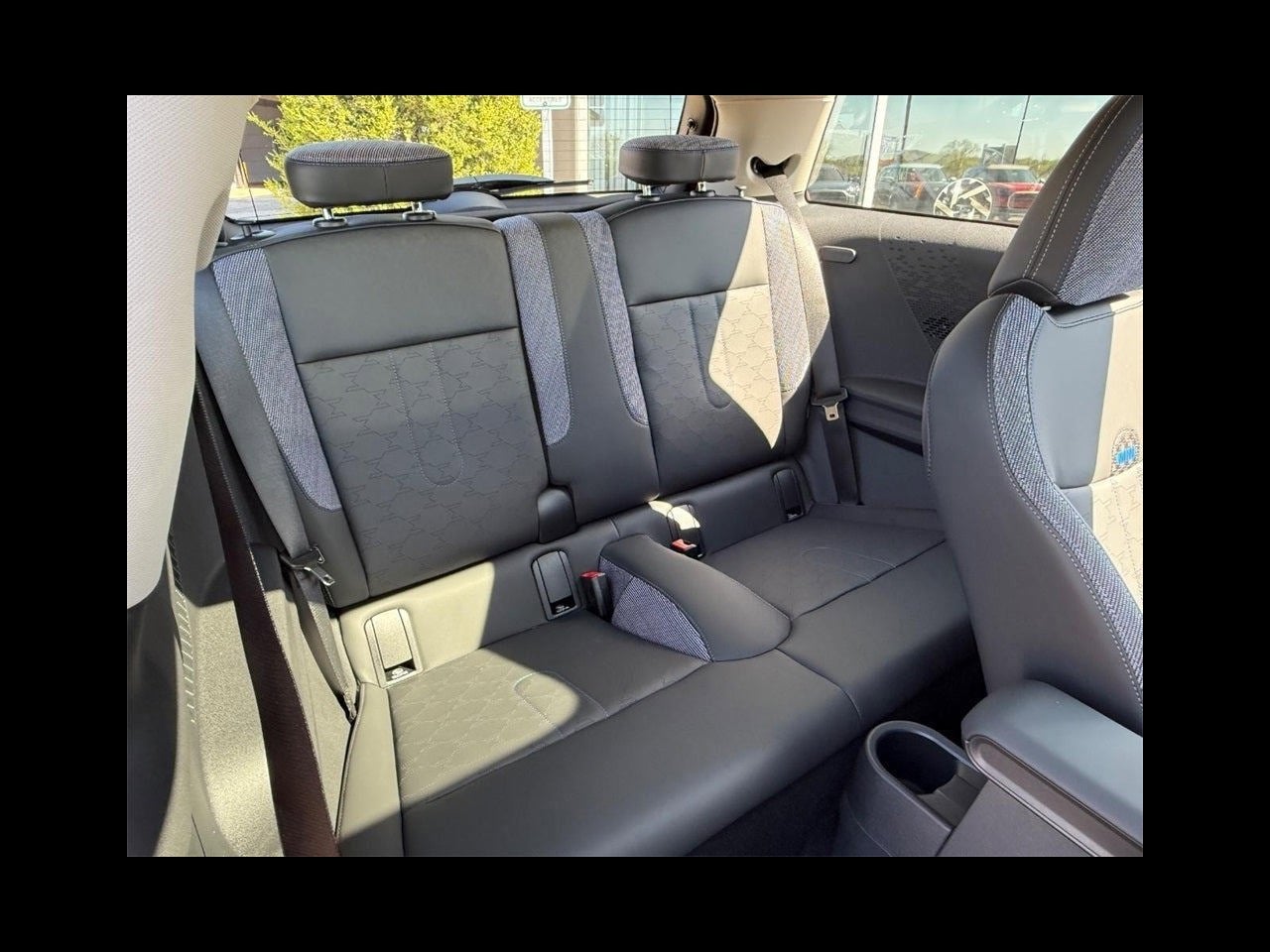 2025 MINI HARDTOP 2 DOOR ICONIC