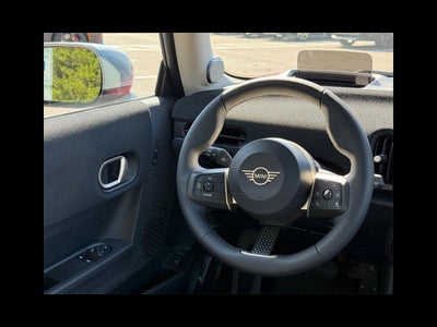 2025 MINI HARDTOP 2 DOOR ICONIC