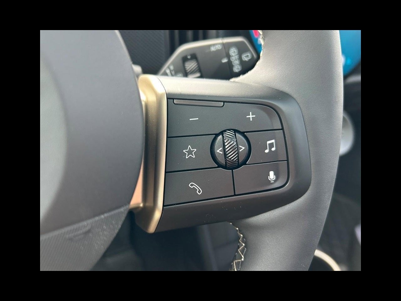 2025 MINI HARDTOP 2 DOOR ICONIC