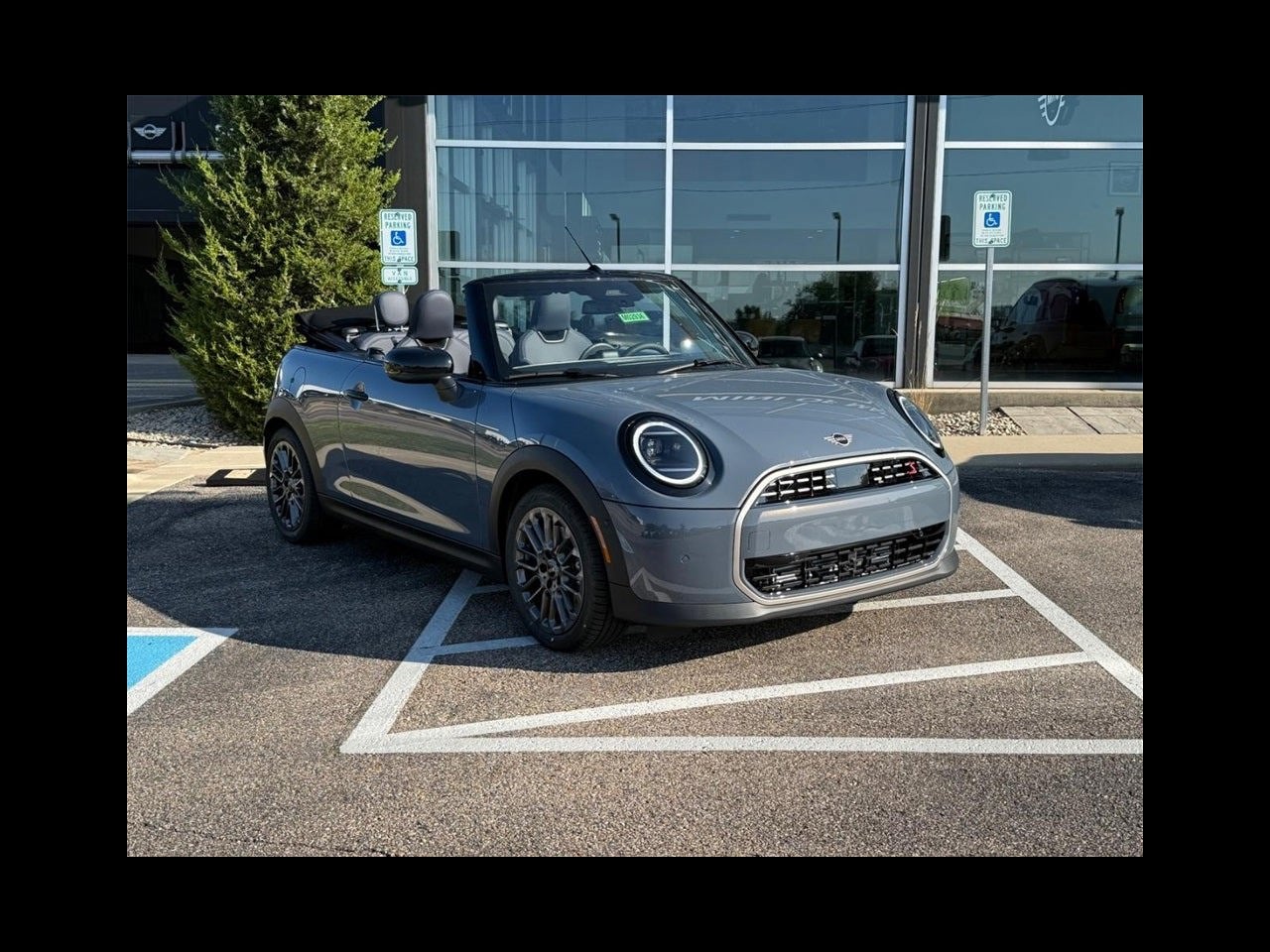 2026 MINI CONVERTIBLE SIGNATURE PLUS