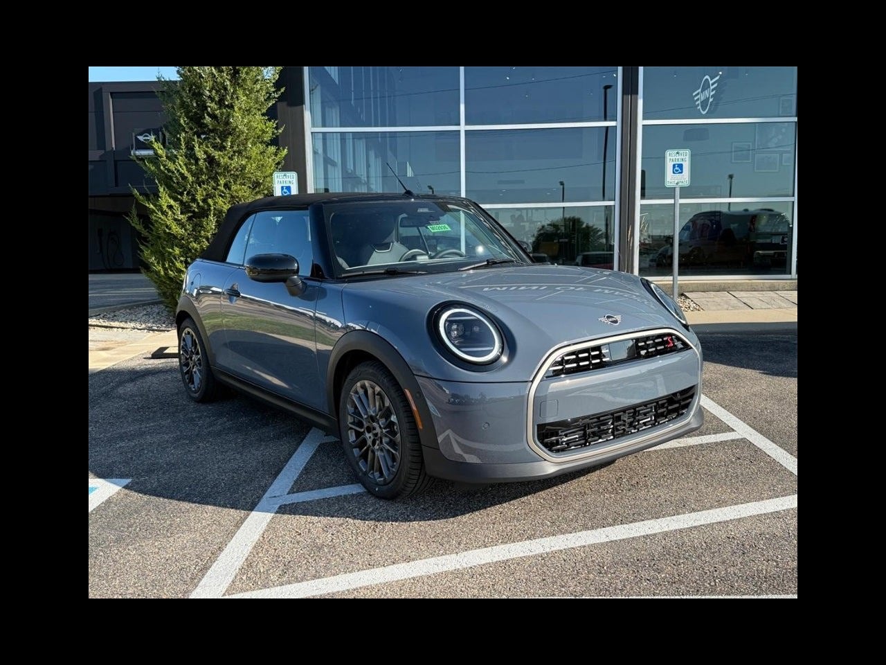 2026 MINI CONVERTIBLE SIGNATURE PLUS