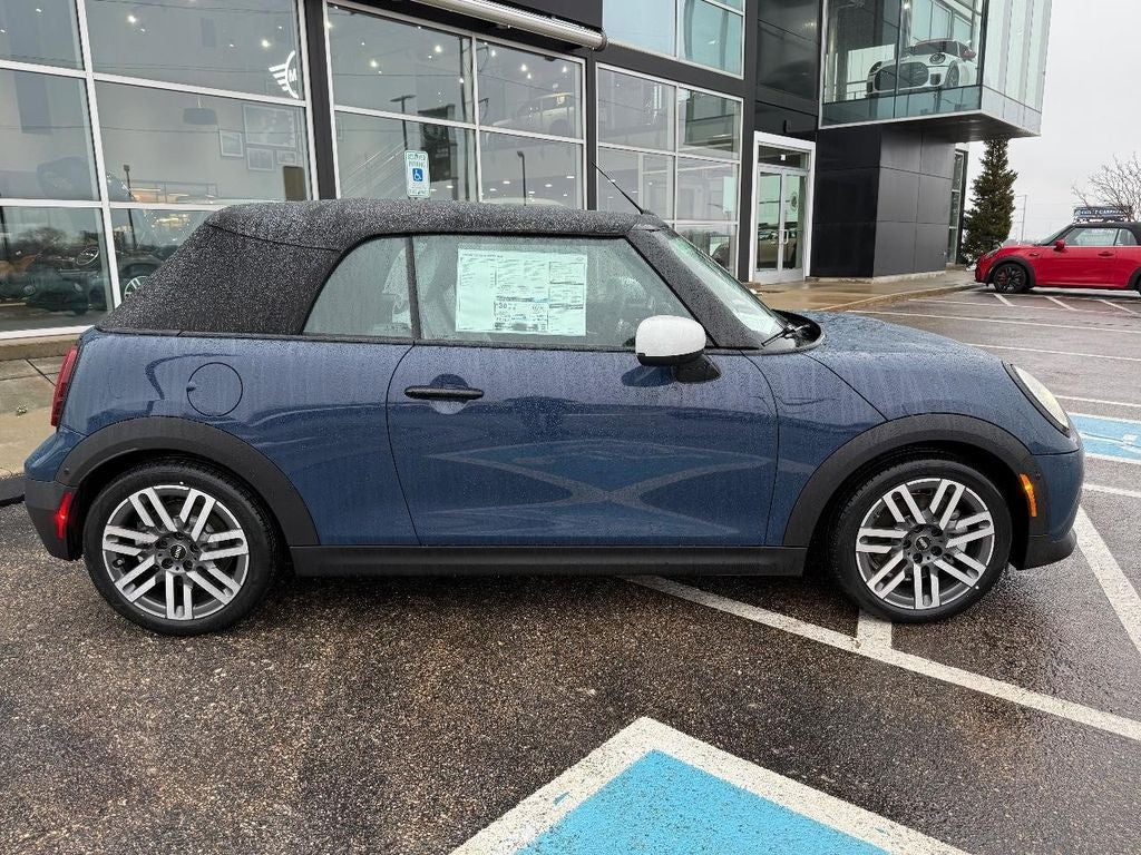 2026 MINI CONVERTIBLE SIGNATURE PLUS