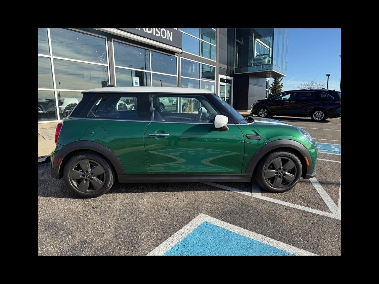 2022 MINI Hardtop 2 Door Cooper