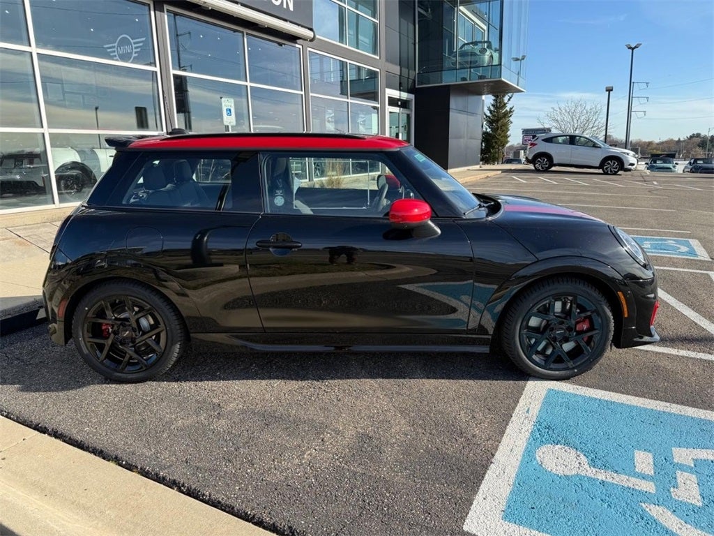 2026 MINI 2 DOOR ICONIC