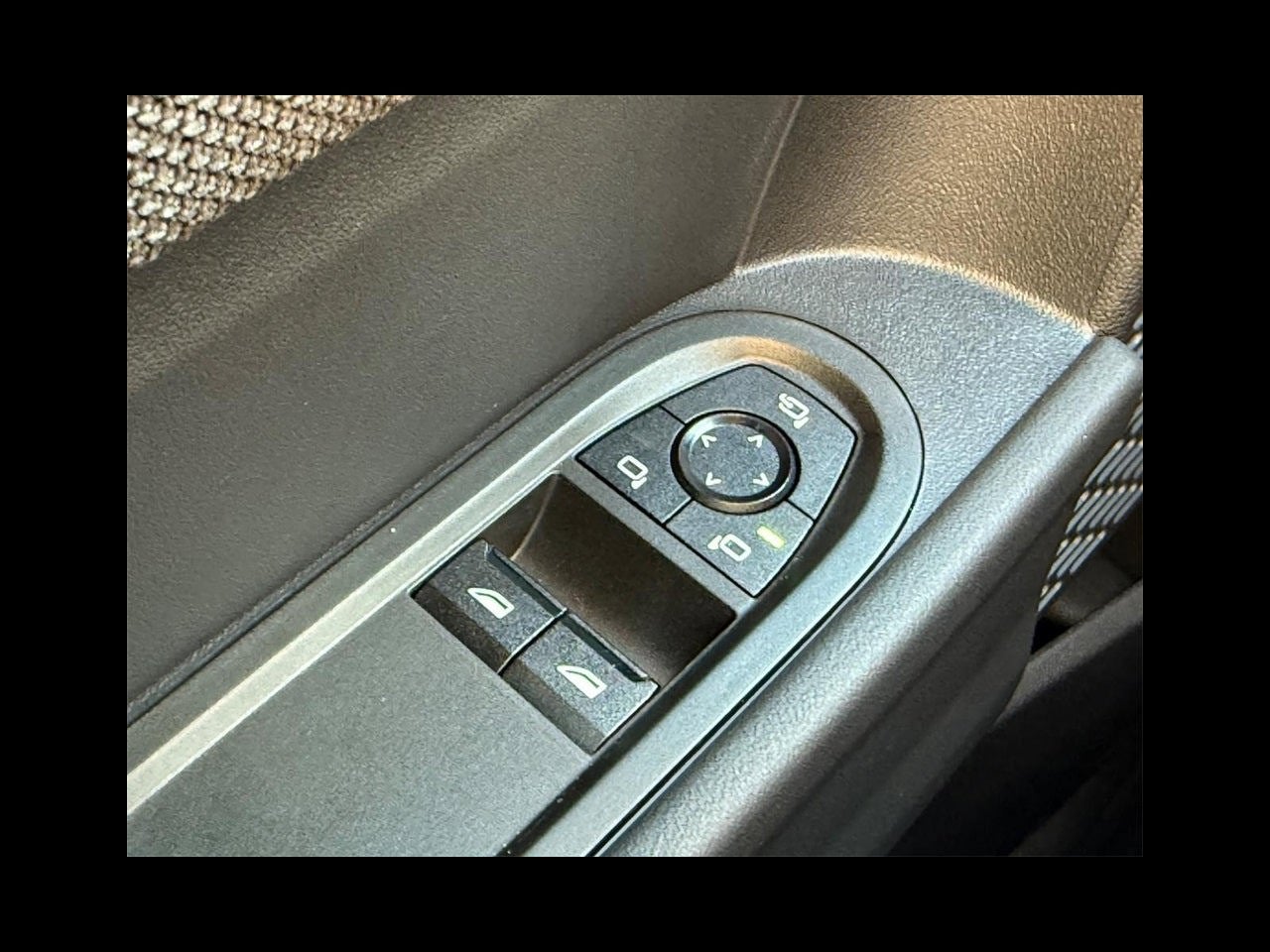 2026 MINI 2 DOOR ICONIC