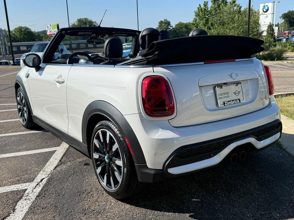 2024 MINI CONVERTIBLE Iconic