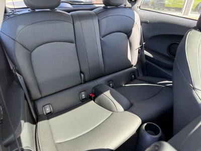 2024 MINI HARDTOP 2 DOOR Signature