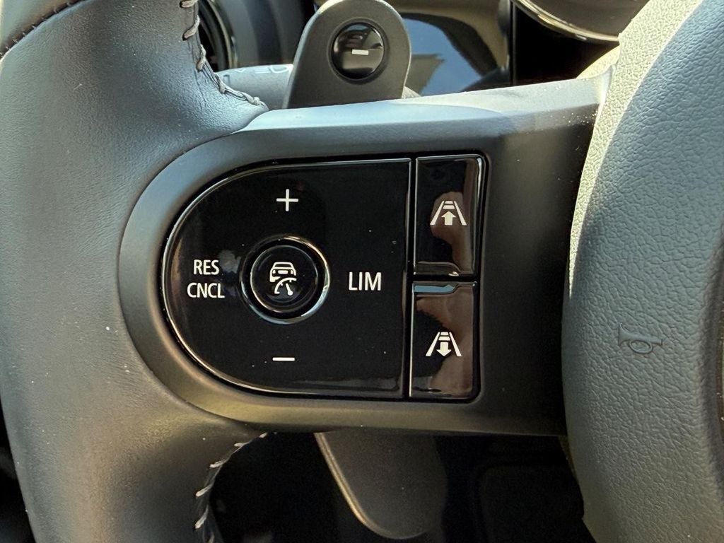 2024 MINI HARDTOP 2 DOOR Signature