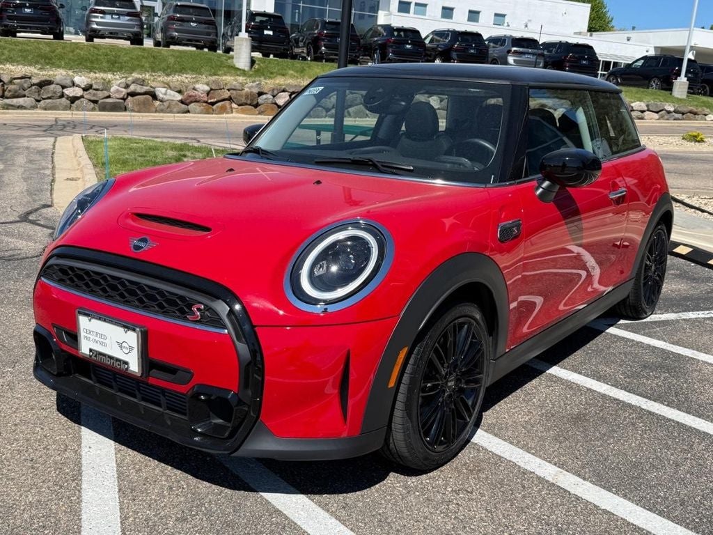 2024 MINI HARDTOP 2 DOOR Signature