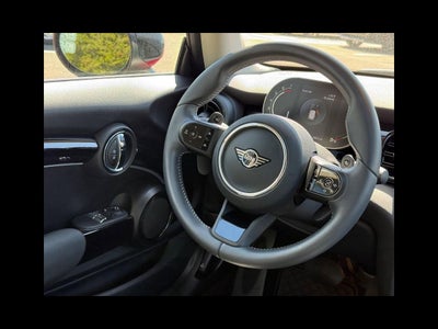 2024 MINI HARDTOP 2 DOOR Signature