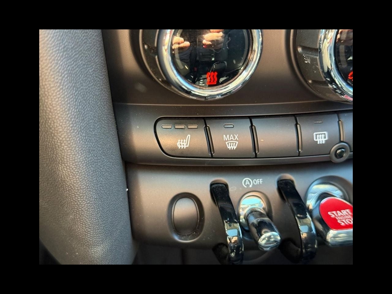 2024 MINI HARDTOP 2 DOOR Signature