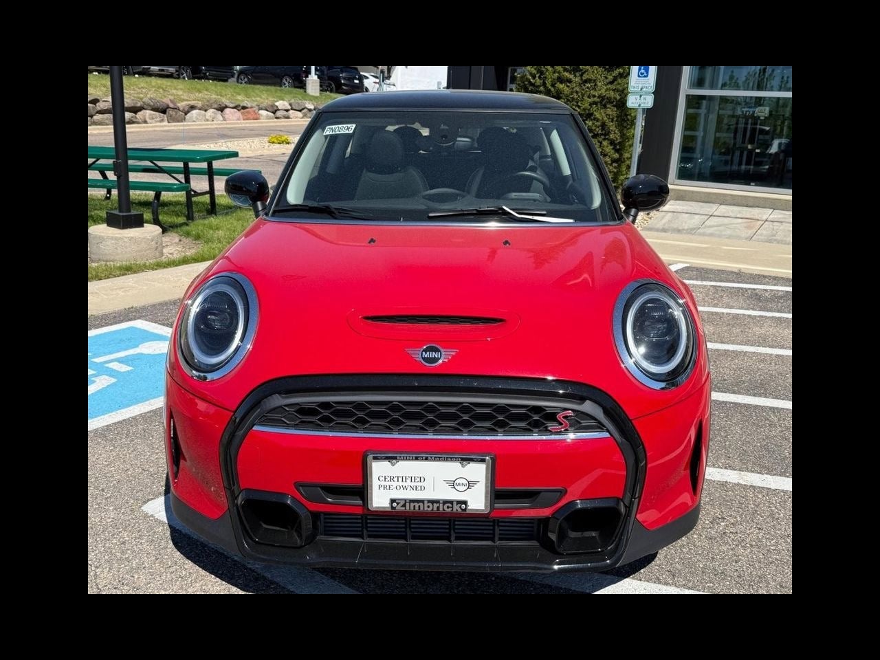 2024 MINI HARDTOP 2 DOOR Signature
