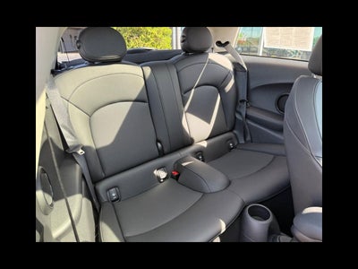 2023 MINI HARDTOP 2 DOOR Signature