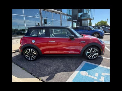 2023 MINI HARDTOP 2 DOOR Signature