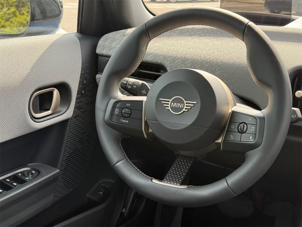 2026 MINI 4 DOOR SIGNATURE PLUS