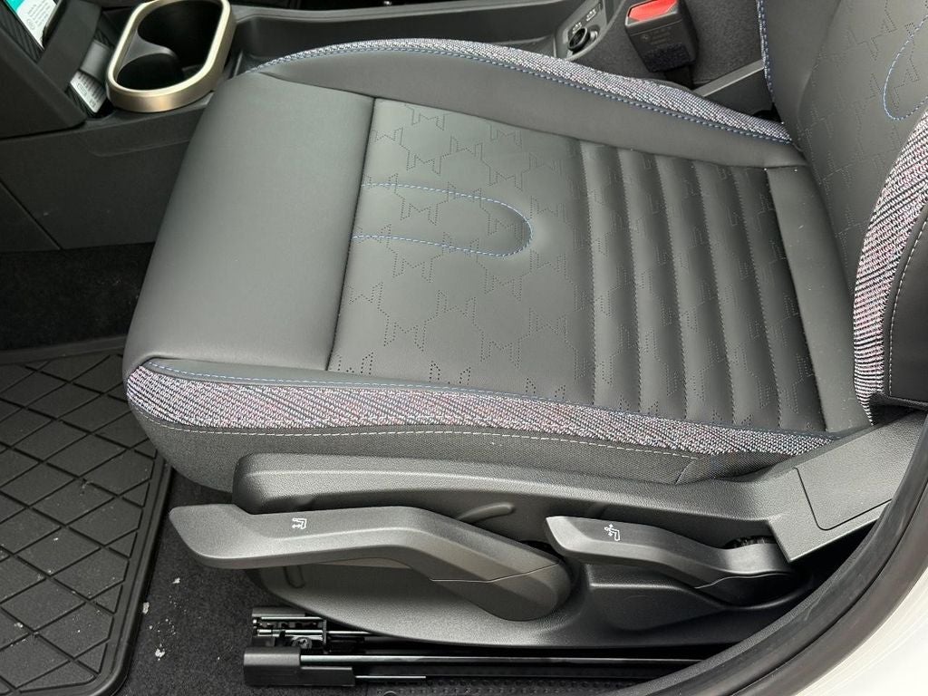 2026 MINI 4 DOOR ICONIC