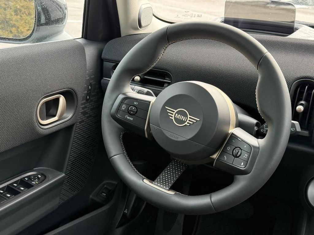 2026 MINI 4 DOOR ICONIC