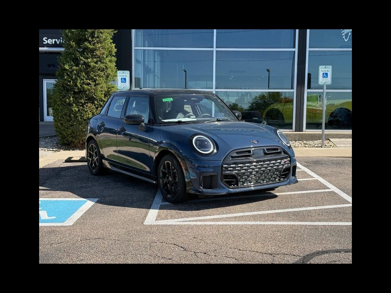 2026 MINI 4 DOOR ICONIC
