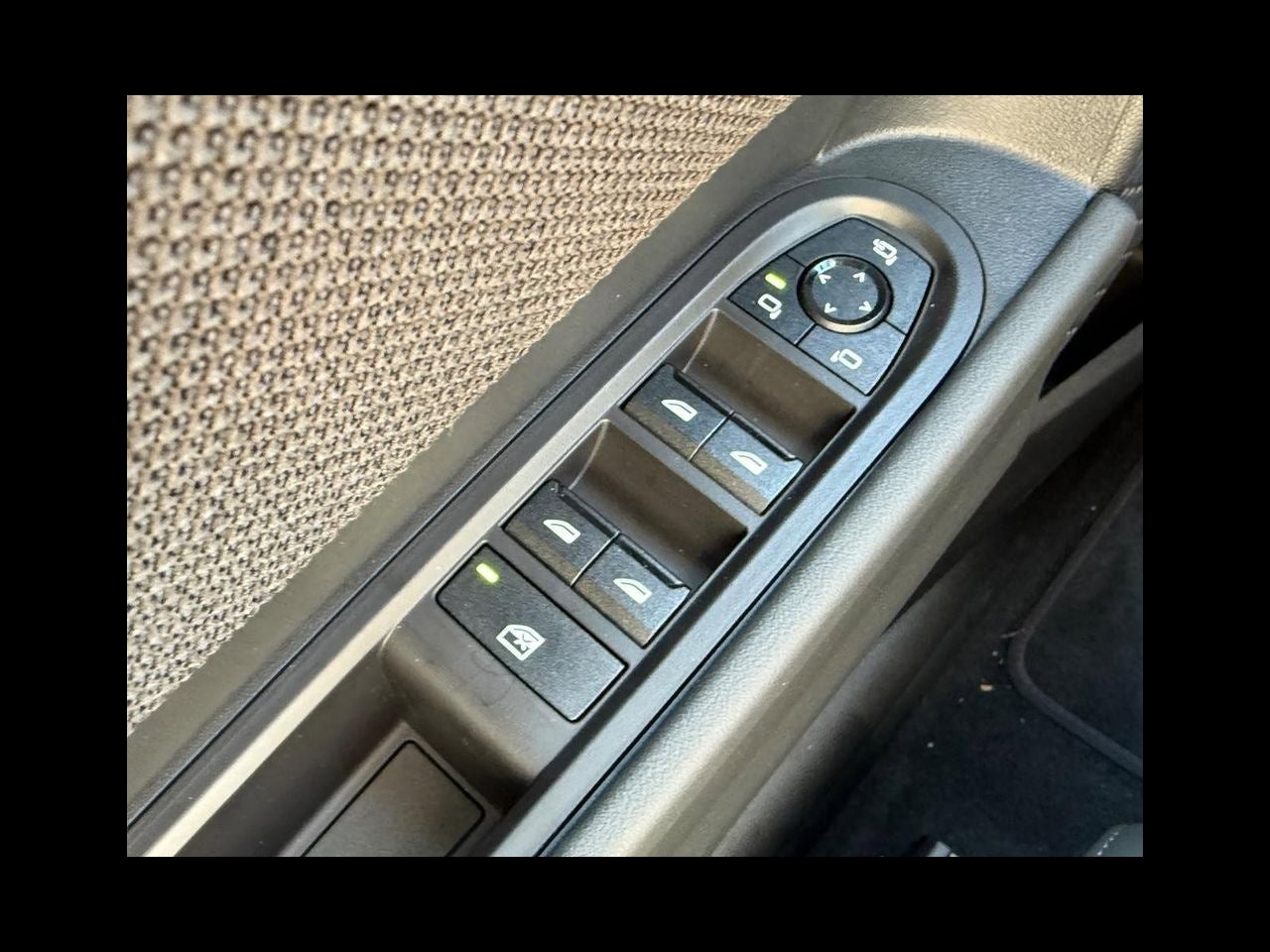 2026 MINI 4 DOOR ICONIC