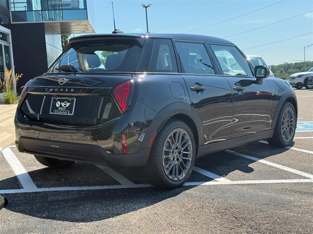 2025 MINI HARDTOP 4 DOOR SIGNATURE