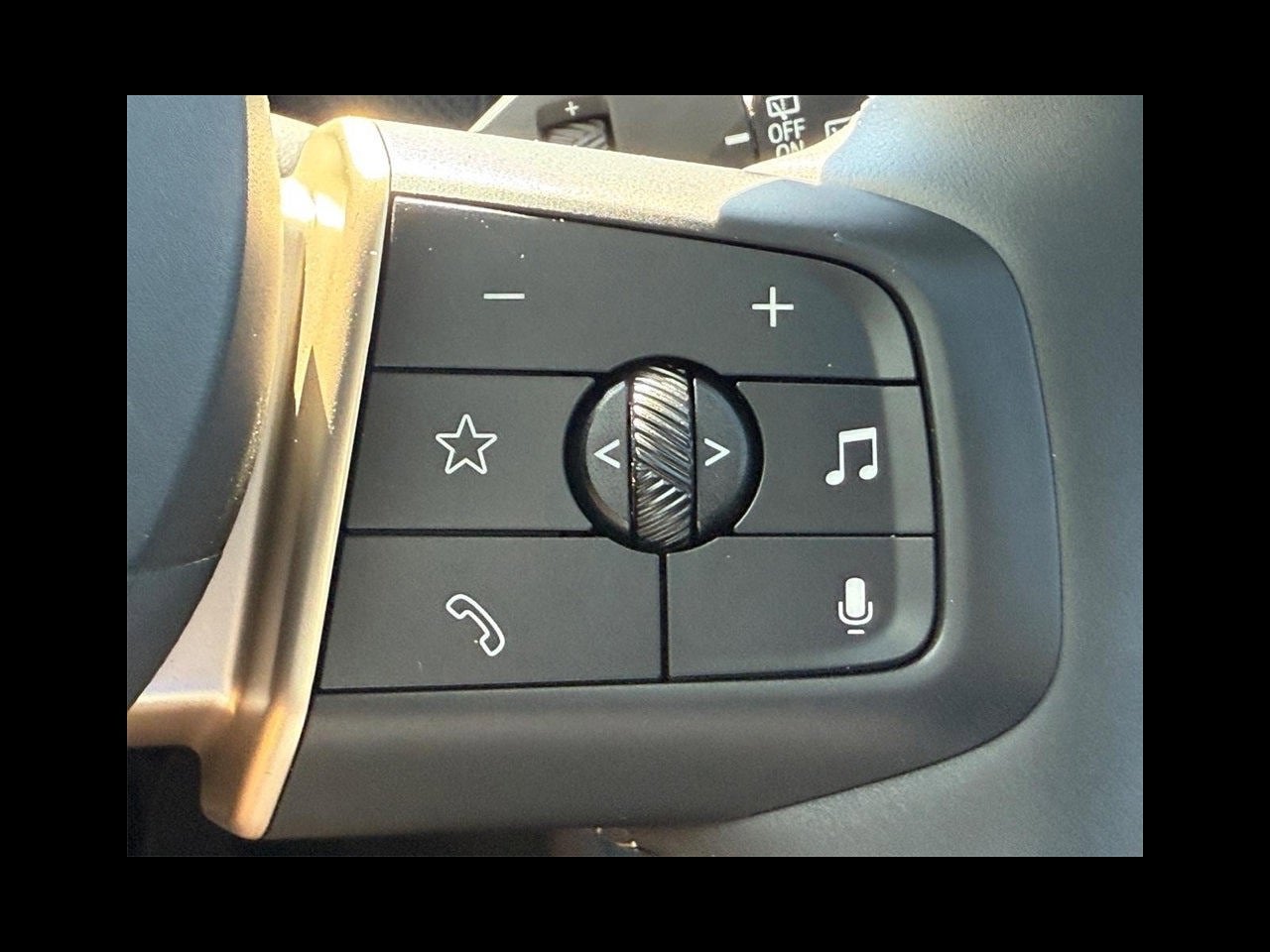 2025 MINI HARDTOP 4 DOOR SIGNATURE