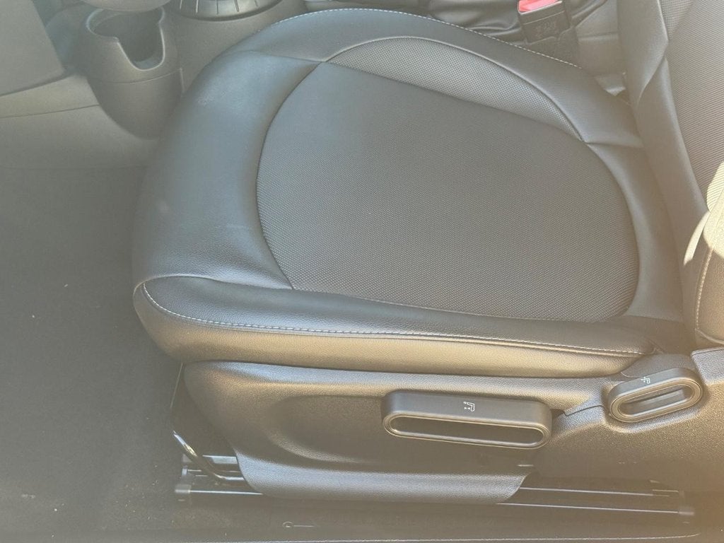 2017 MINI CONVERTIBLE Base