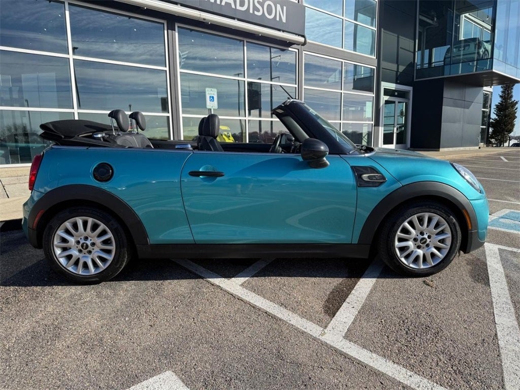 2016 MINI CONVERTIBLE Base