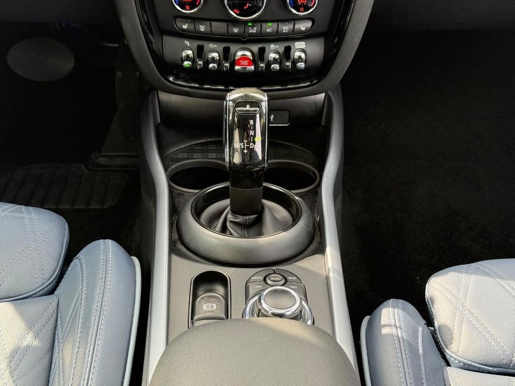 2023 MINI CLUBMAN Iconic