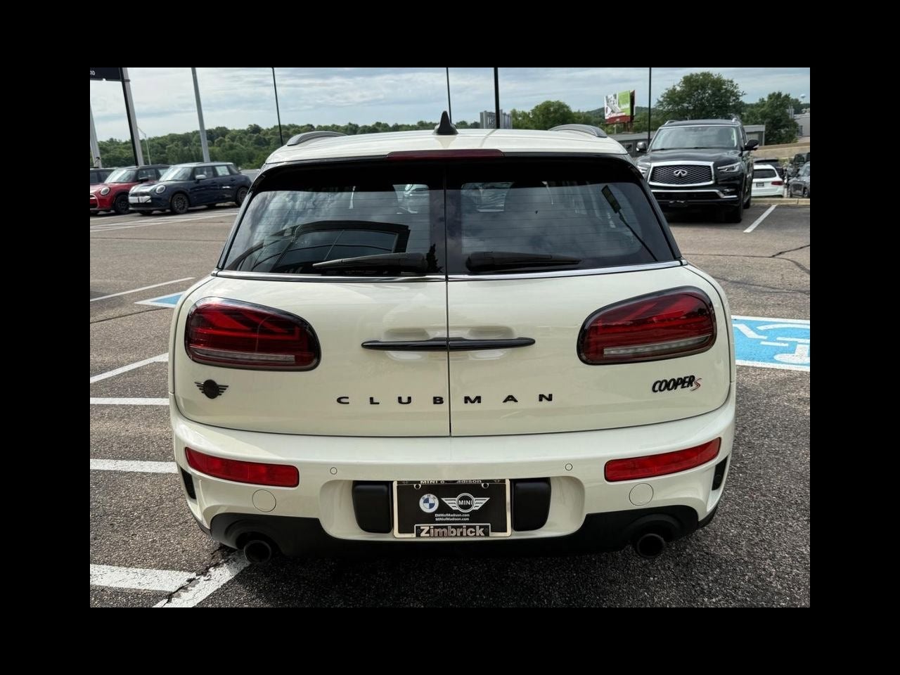 2023 MINI CLUBMAN Iconic