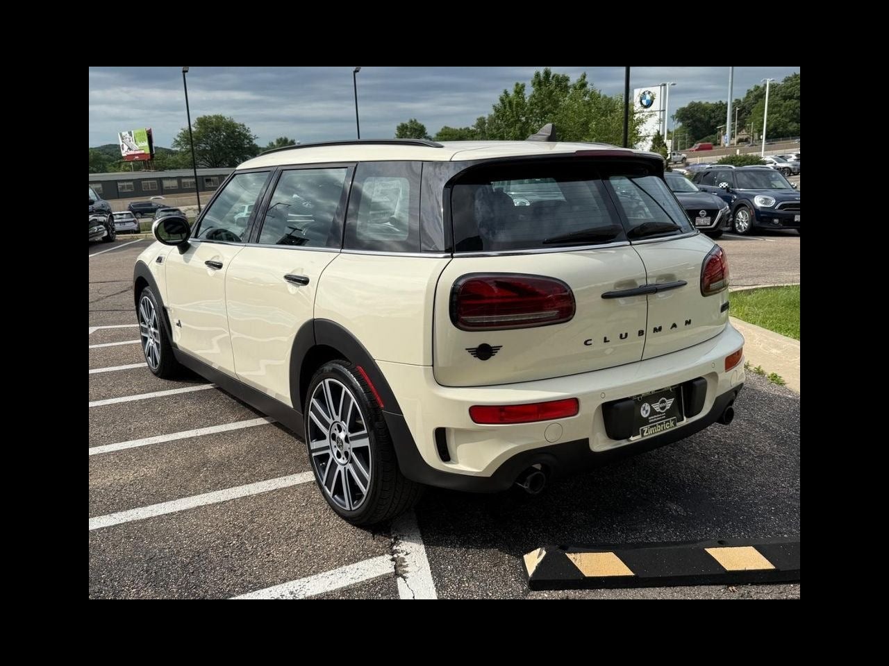 2023 MINI CLUBMAN Iconic
