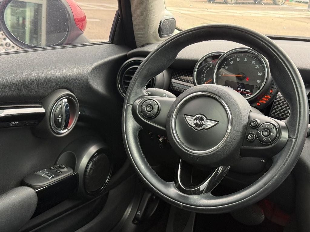2017 MINI HARDTOP 2 DOOR Base